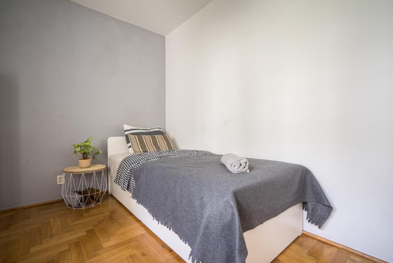 Oomph Warsaw Central 3-Bedroom Flat 외부 사진