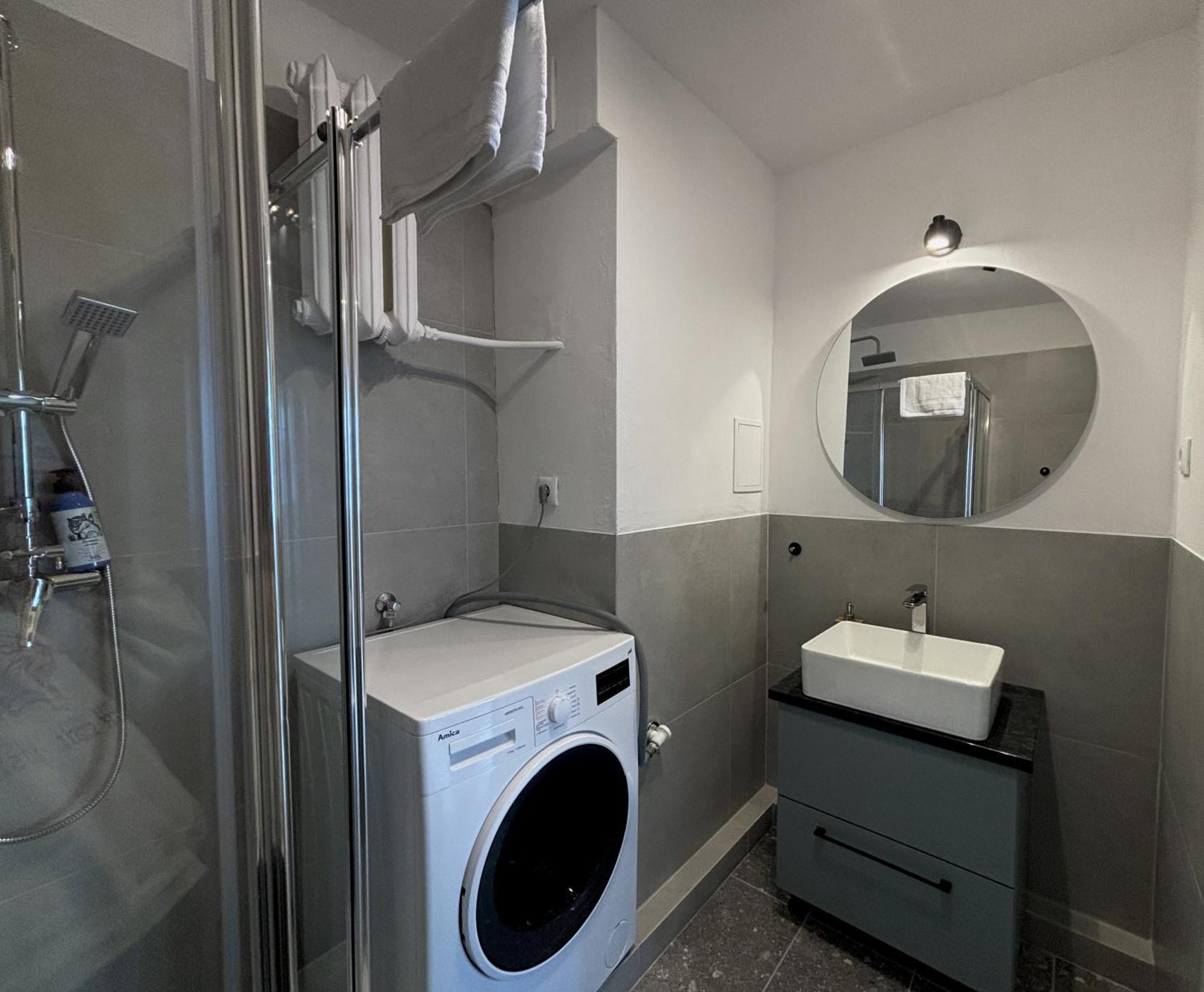 Oomph Warsaw Central 3-Bedroom Flat 외부 사진